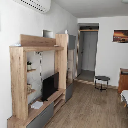 Rd22 아파트 로비니