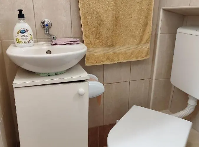 Rd22 아파트 로비니